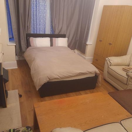 Big Room With Free Parking Londra Dış mekan fotoğraf
